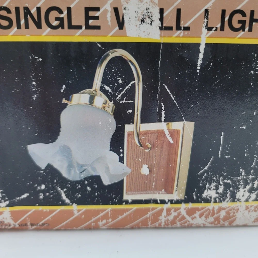 VTG Patriot Lighting Oak Wood Single Wall Light Brass Satin Tulip Glass Sconce